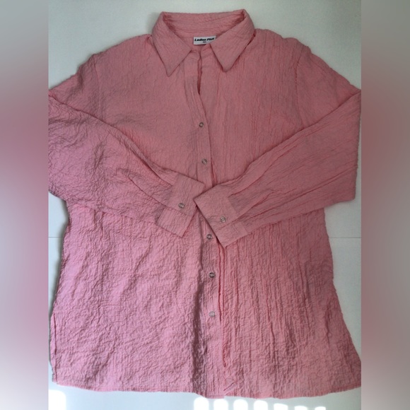 Crinkle Buttoned Shirt  1XL GUC - Picture 2 of 5